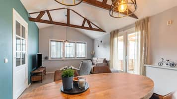 House | Dining