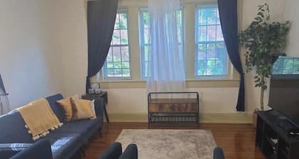 "Downtown Apartment: Perfect Location with Easy Access to Everything!"