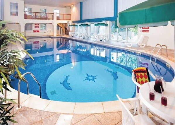Indoor pool, outdoor pool