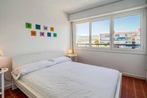 3 chambres, Wi-Fi, draps fournis