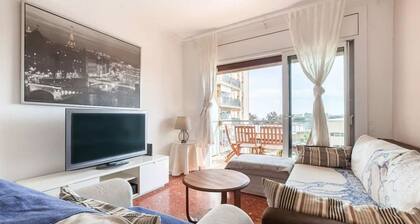 Apartament Muralla 30 min Barcelona near beach and train station