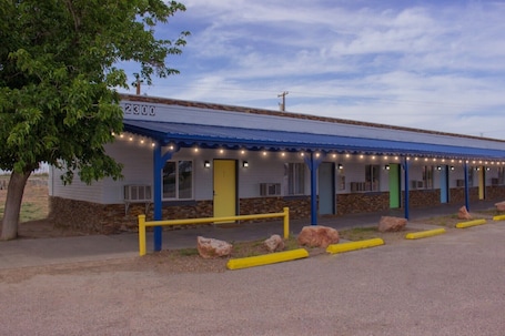 Front of property. Moapa Motel