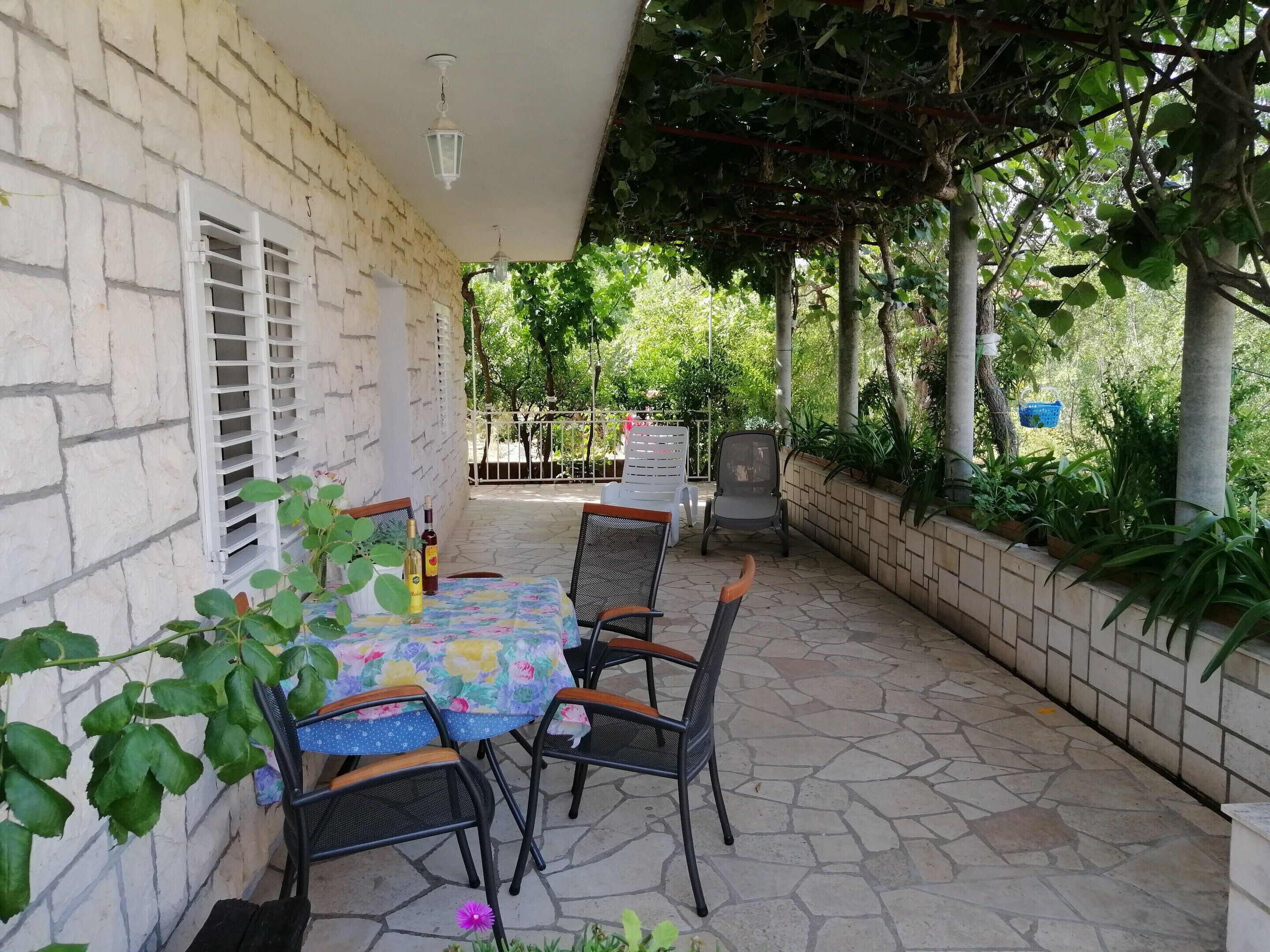 Apartment | Speisen im Freien
