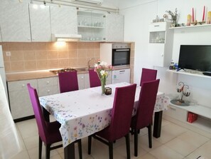 Private kitchen - Apartments Marita - One Bedroom Apartment (Korcula)