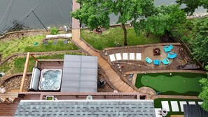 Outdoor dining - TIME WELL SPENT! Luxury Lake House w Dock & HotTub (Rocky Mount)