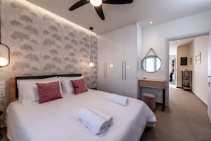 2 camere, ferro/asse da stiro, Wi-Fi gratuito, lenzuola