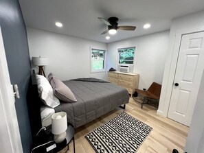 3 Schlafzimmer, Schreibtisch, kostenloses WLAN, Bettwäsche