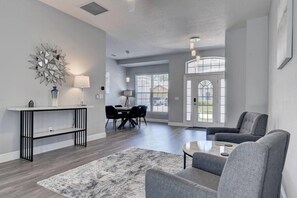 Interior - Remodeled Golf Course Pool & Spa Home (Davenport)