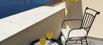 Apartments Horizon - Double Room With Balcony and Sea View