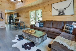 TV, books, music library - Furnished Deck & Fire Pit: Serene Marshall Cabin! (Marshall)
