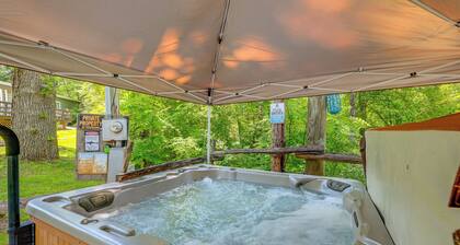 Unwind w/ a Shared Hot Tub: Cozy Whittier Getaway