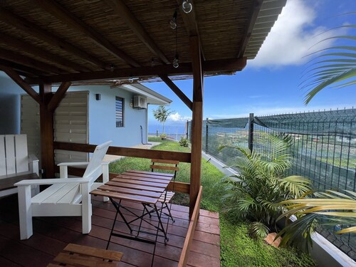 Chambre Indépendante Avec Terrasse vue mer