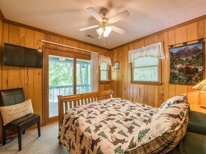 3 chambres, bureau, accès au Wi-Fi (inclus), literie fournie