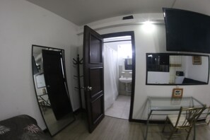 1 bedroom, desk, WiFi, bed sheets