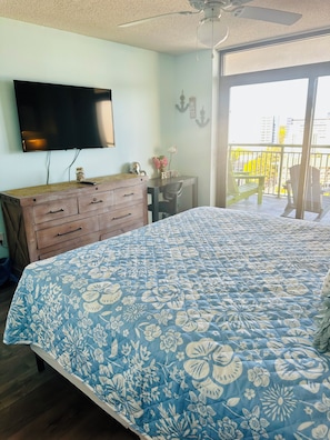 3 bedrooms, iron/ironing board, WiFi, bed sheets - Direct Ocean Views Myrtle Beach Sand Dunes. Check my other listing right beside (Myrtle Beach)
