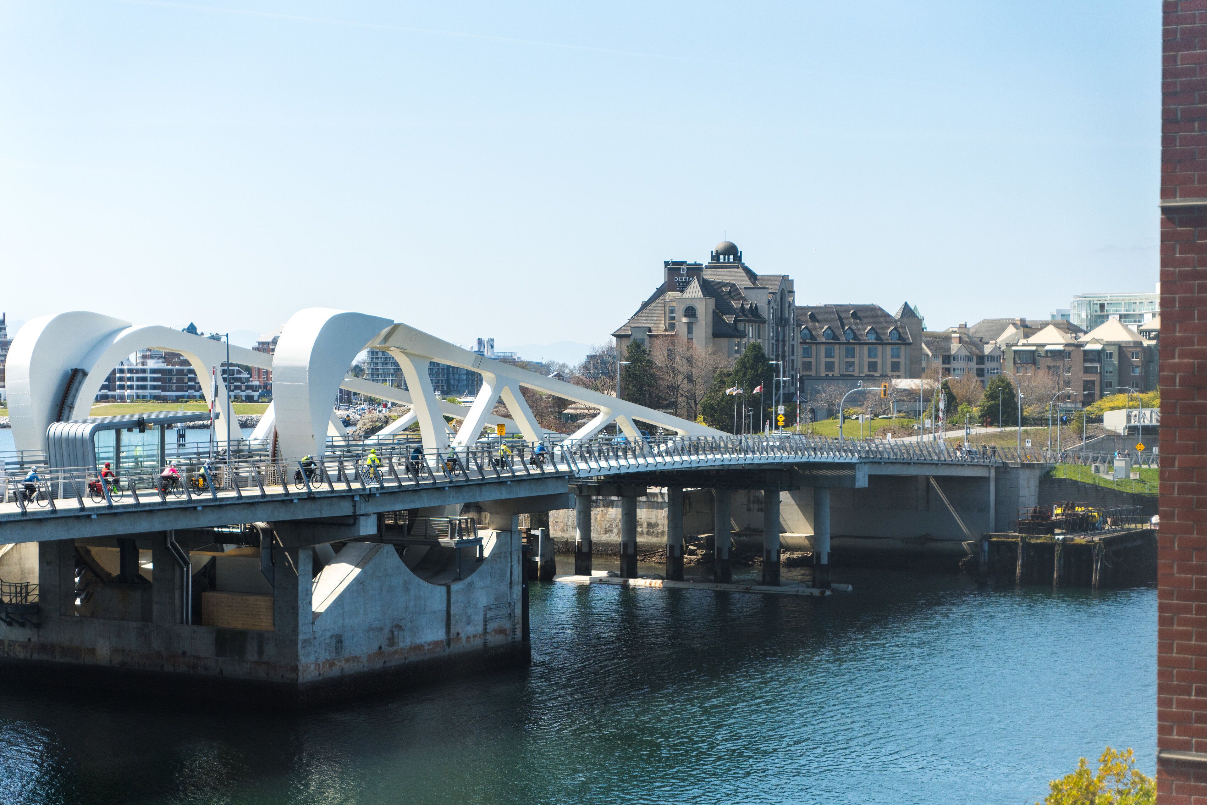 Waterfront condo building in great location!