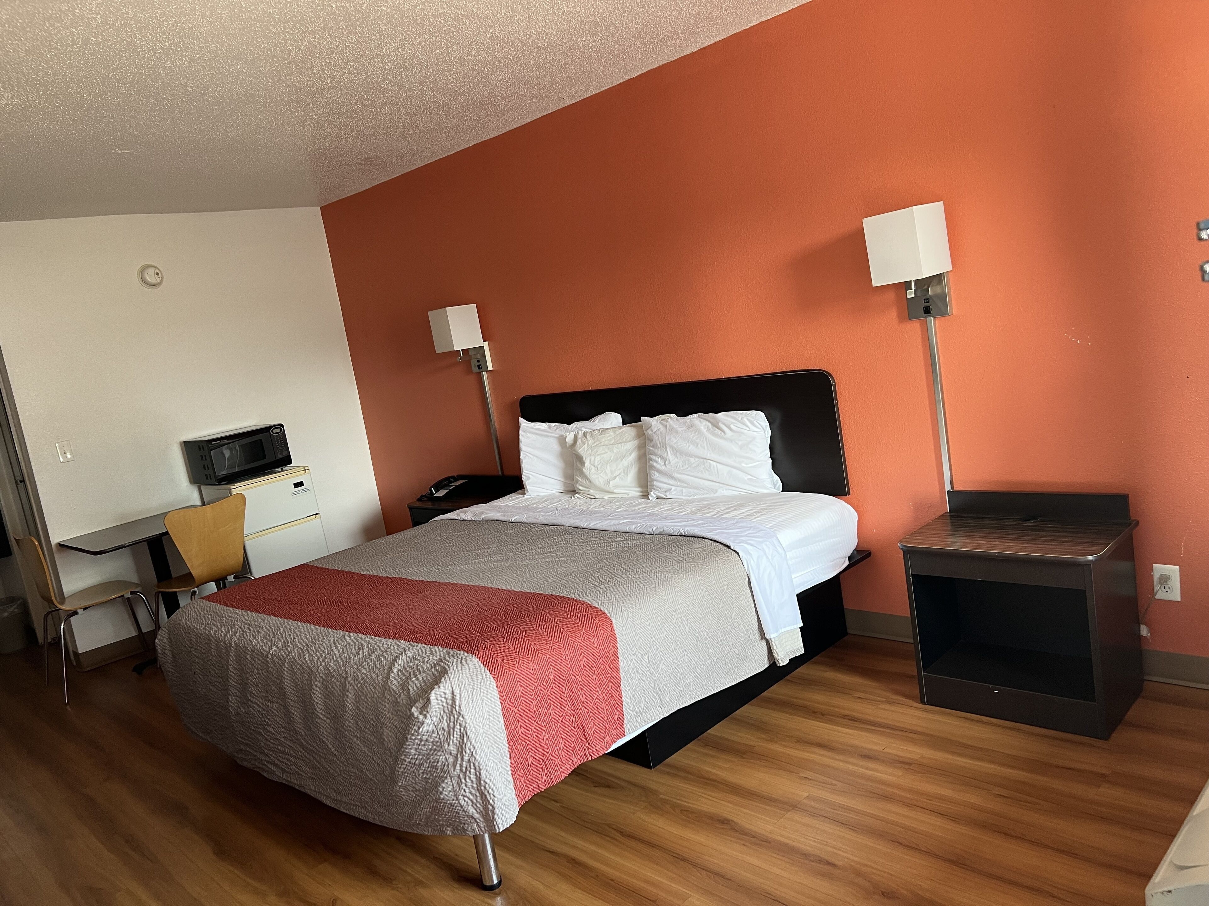 Habitación Deluxe | 1 habitación, wifi gratis y ropa de cama 