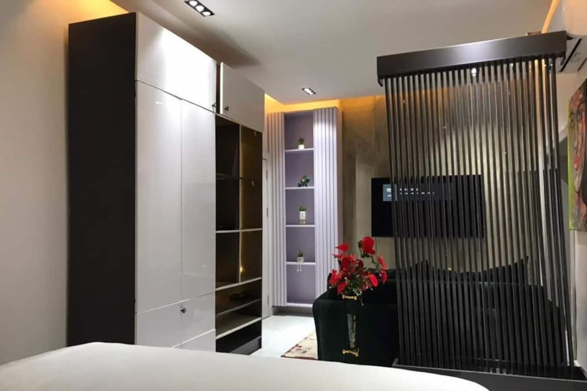 1 habitación y ropa de cama de alta calidad