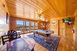 Games room - Wildbriar Inn (Sevierville)