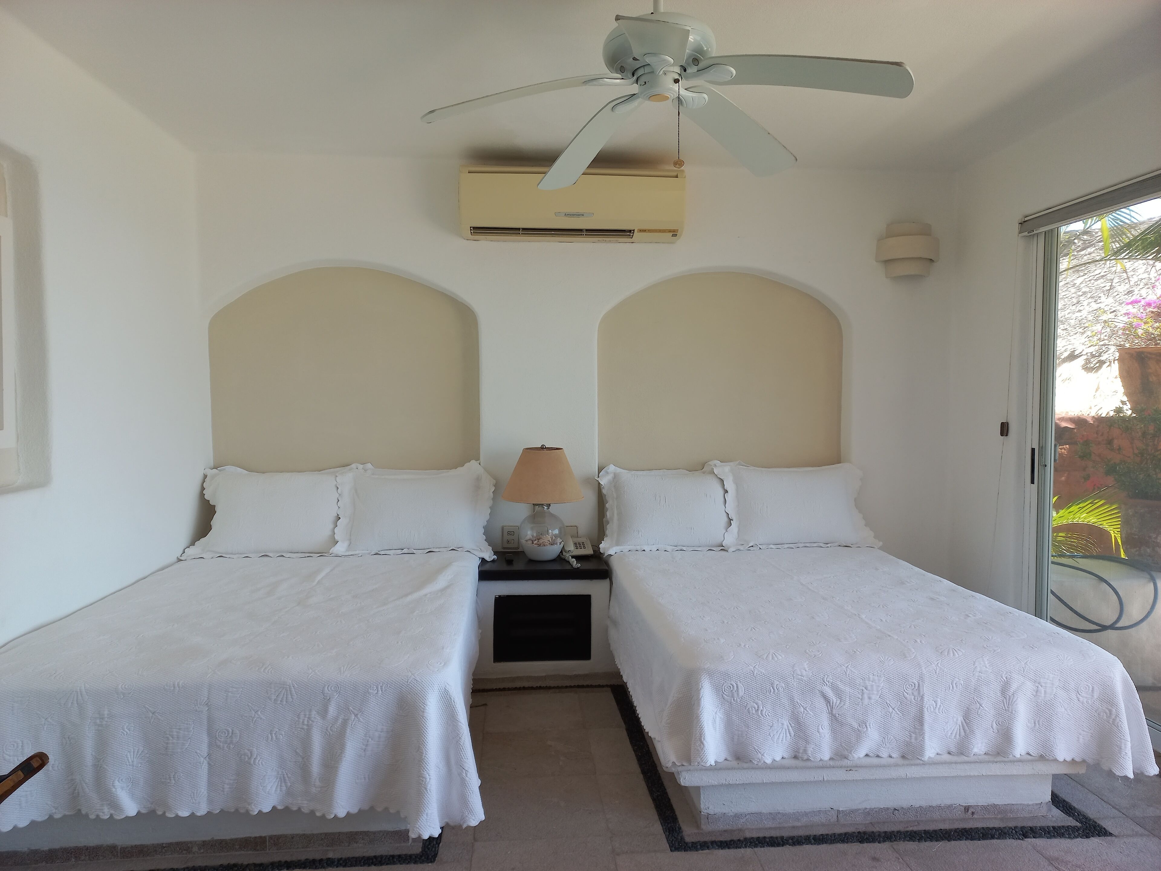 Casa Nautilus Ixtapa, Spectacular