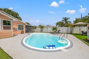 Outdoor pool, a heated pool