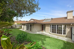 Exterior - Beach House With Pool, Pets Welcome! (Coolum Beach)