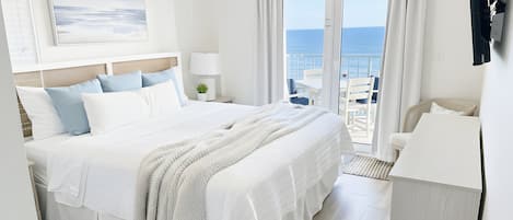 3 habitaciones, tabla de planchar con plancha y cuna de viaje