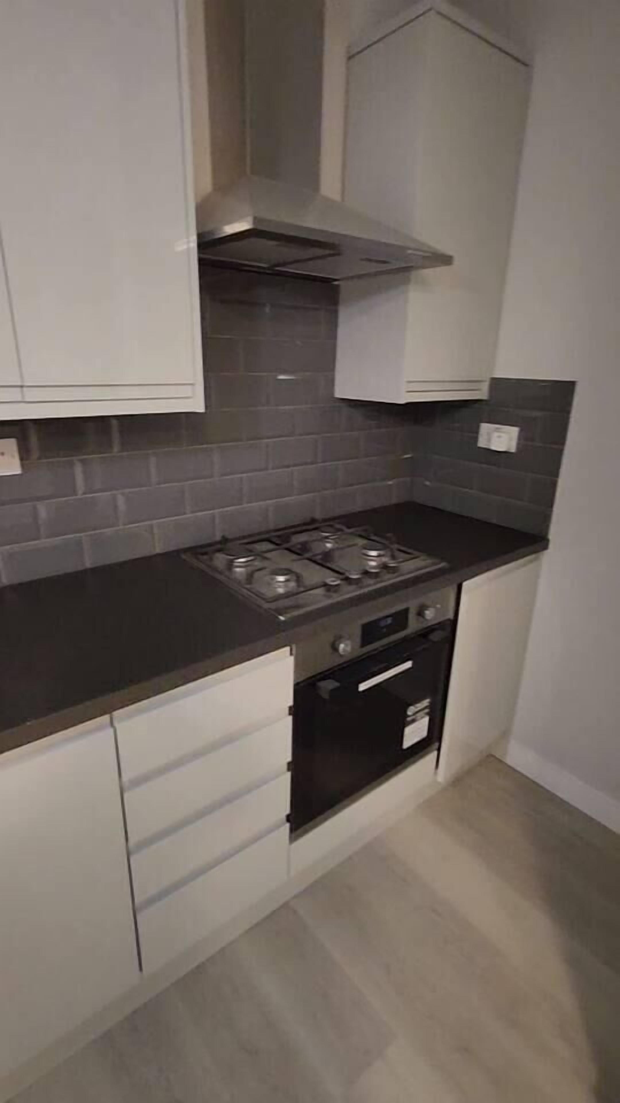 New Refurb 2-Bed Apartment in London