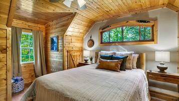 5 bedrooms, iron/ironing board, travel crib, free WiFi