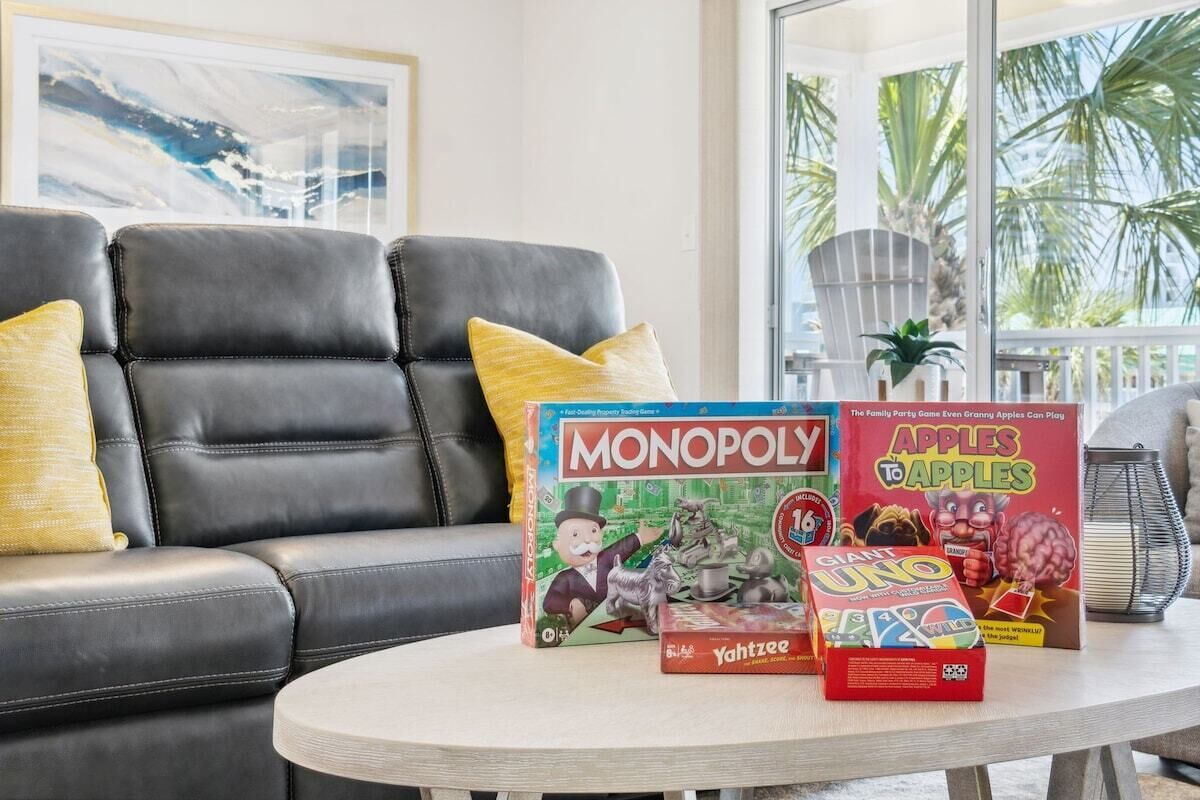 Beach Retreat~3 Min Walk to the beach