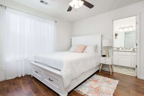 4 camere, ferro/asse da stiro, Wi-Fi, lenzuola