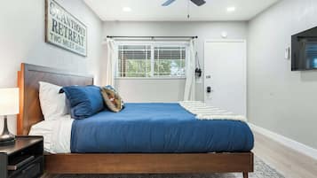 1 bedroom, iron/ironing board, WiFi, bed sheets
