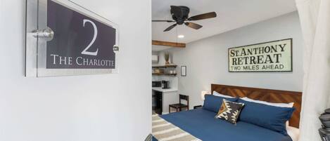 1 habitación, tabla de planchar con plancha, wifi y ropa de cama