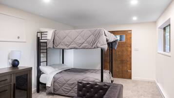 3 quartos, Wi-Fi de cortesia, roupa de cama