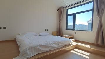 Premium bedding, individually decorated, individually furnished, desk