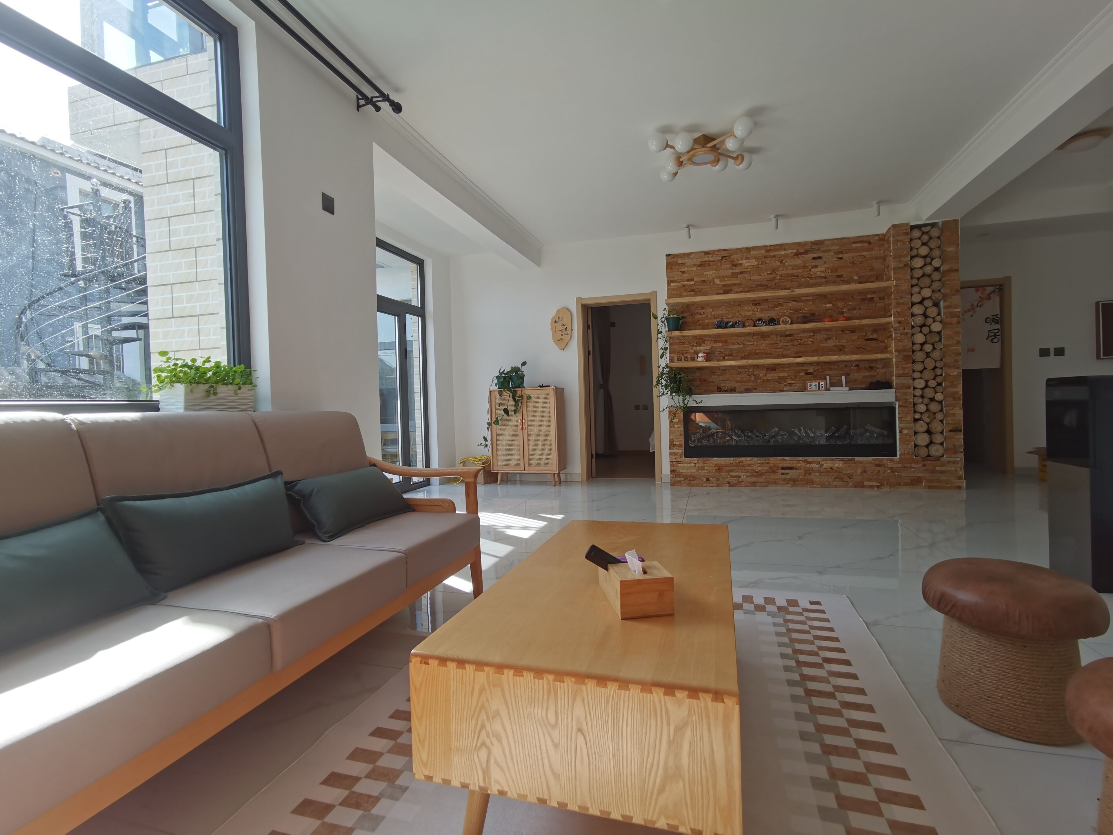 Coin salon dans le hall