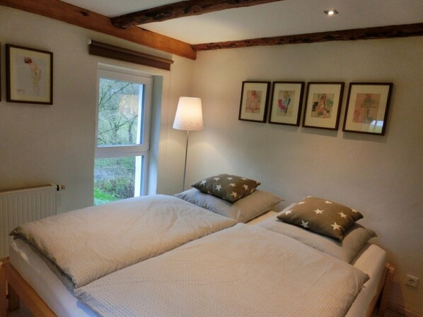 2 chambres, Wi-Fi gratuit, draps fournis