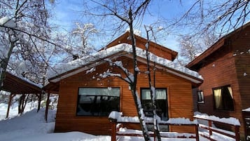 Classic Cabin | Front of property