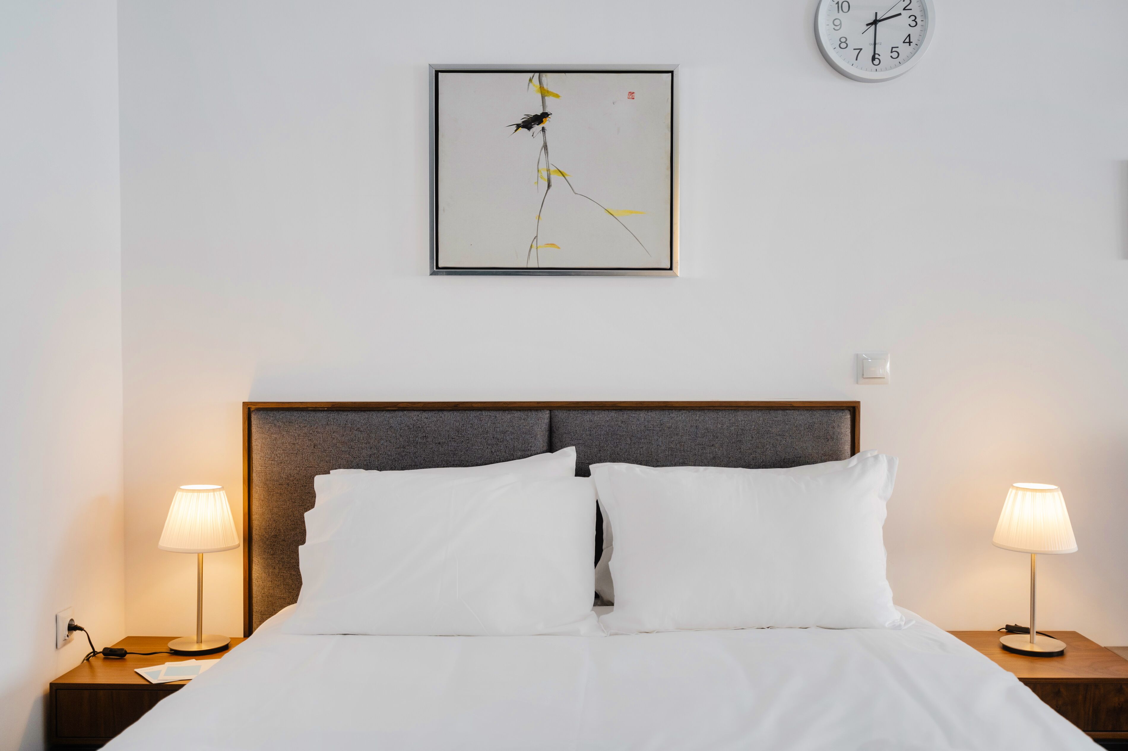 Sanders Home Suites - Charming Downtown Studio