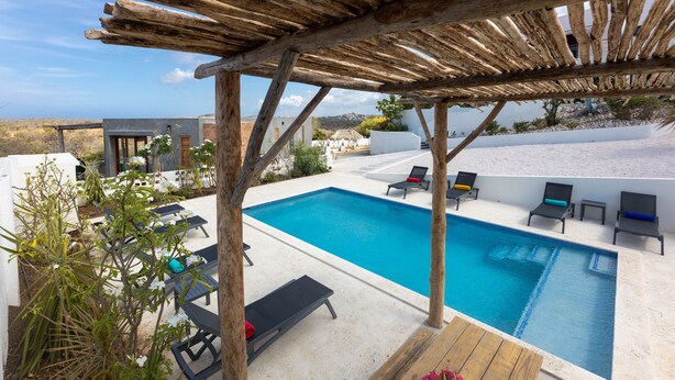 Pool - Havana Apartment - Panoramic view with pool (Jan Thiel)
