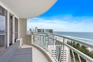 Terrace/patio - Burleigh Heads Ocean Views 17th Floor Apartment (Gold Coast)