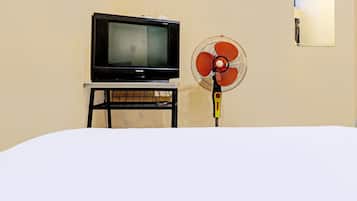 Economy Double Room | Free WiFi, bed sheets