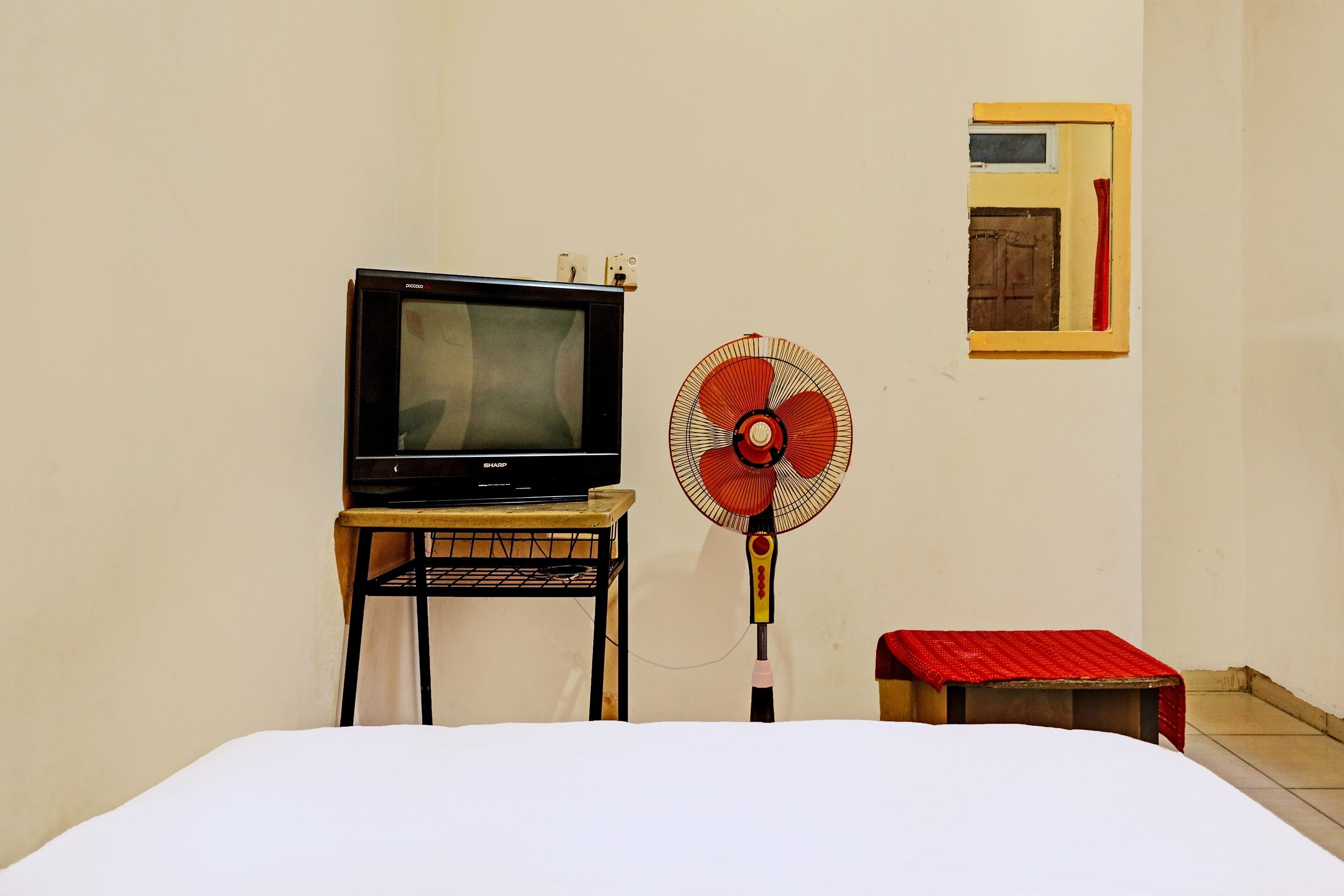 economy double room | free wifi, bed sheets