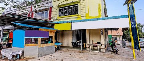 Façana frontal de l'allotjament