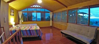 Casita bungalow c/agua caliente- naturaleza a 5 minutos de la Plaza!