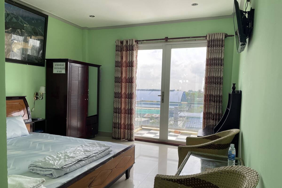 Basic Room | Free WiFi, bed sheets