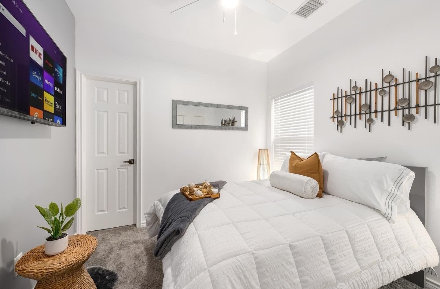 3 Schlafzimmer, Schreibtisch, Bügeleisen/Bügelbrett, kostenloses WLAN