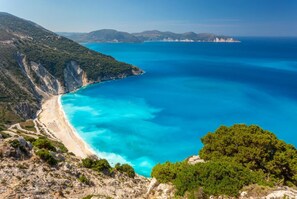 Villa | 2 bedrooms - Villa Petra in Afrato (Kefalonia)