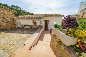 Property grounds - El Rincón de Santa Maria - Lux Houses Experience (Tossa de Mar)