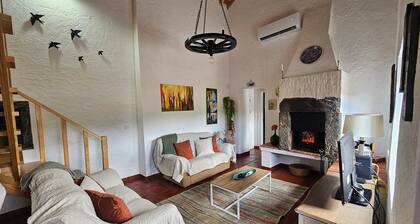 Holiday Home 'Paradise House Furnas' with Mountain View, Private Terrace and Wi-Fi